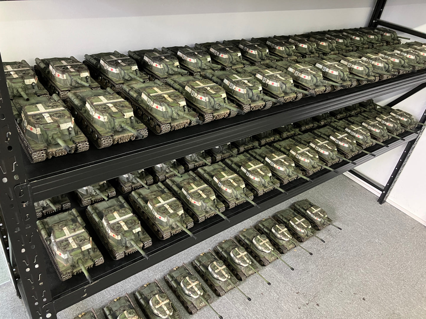 30021[Launch.Jun.2025] Metal 1/30 Ready-made Model Russian ISU-152 Tank Destroyer [1151] Camouflage